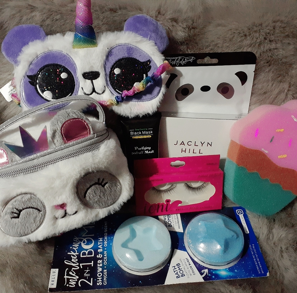 Panda bundle! - Picture 2 of 4
